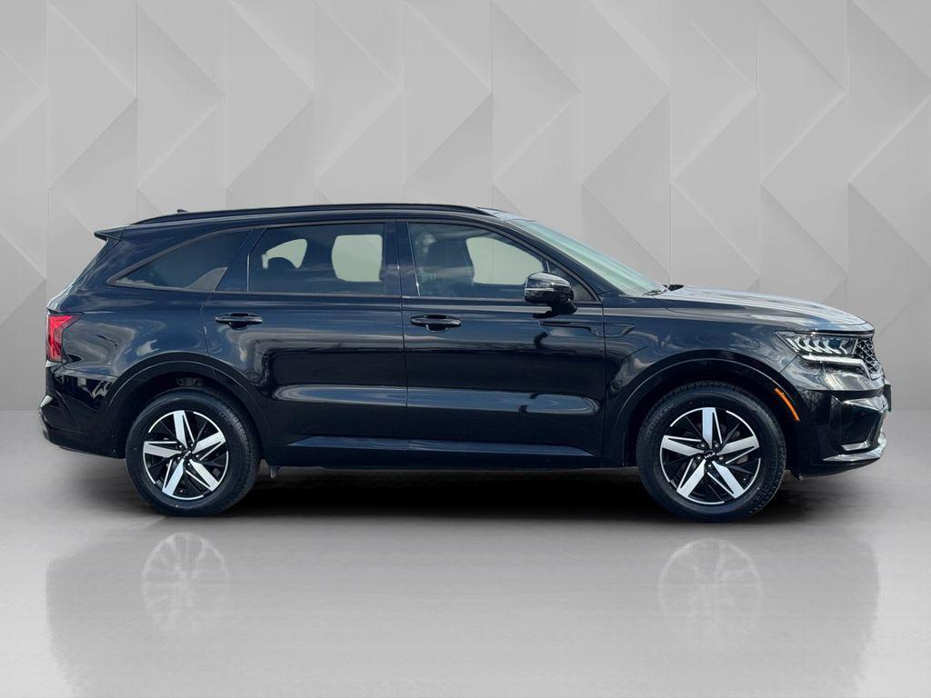 used 2023 Kia Sorento car, priced at $25,999