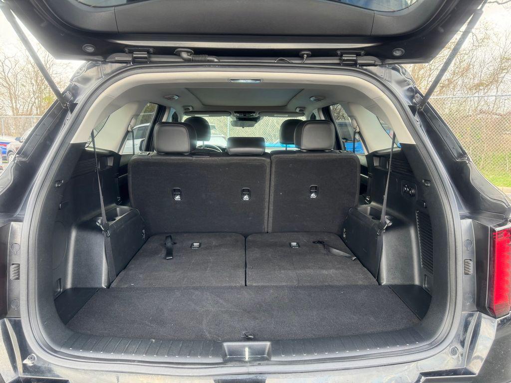 used 2023 Kia Sorento car, priced at $25,999