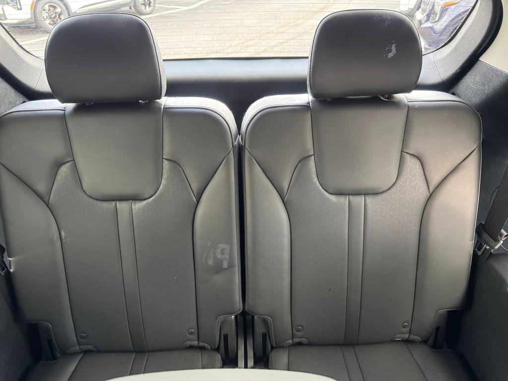 used 2023 Kia Sorento car, priced at $25,999