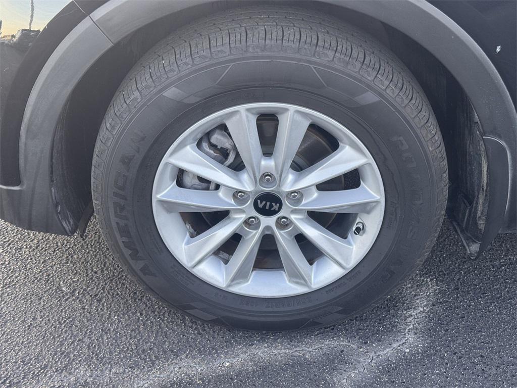 used 2020 Kia Sorento car, priced at $13,312