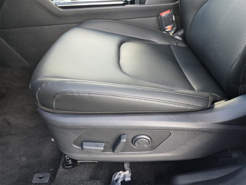 new 2026 Kia Sportage car, priced at $30,695