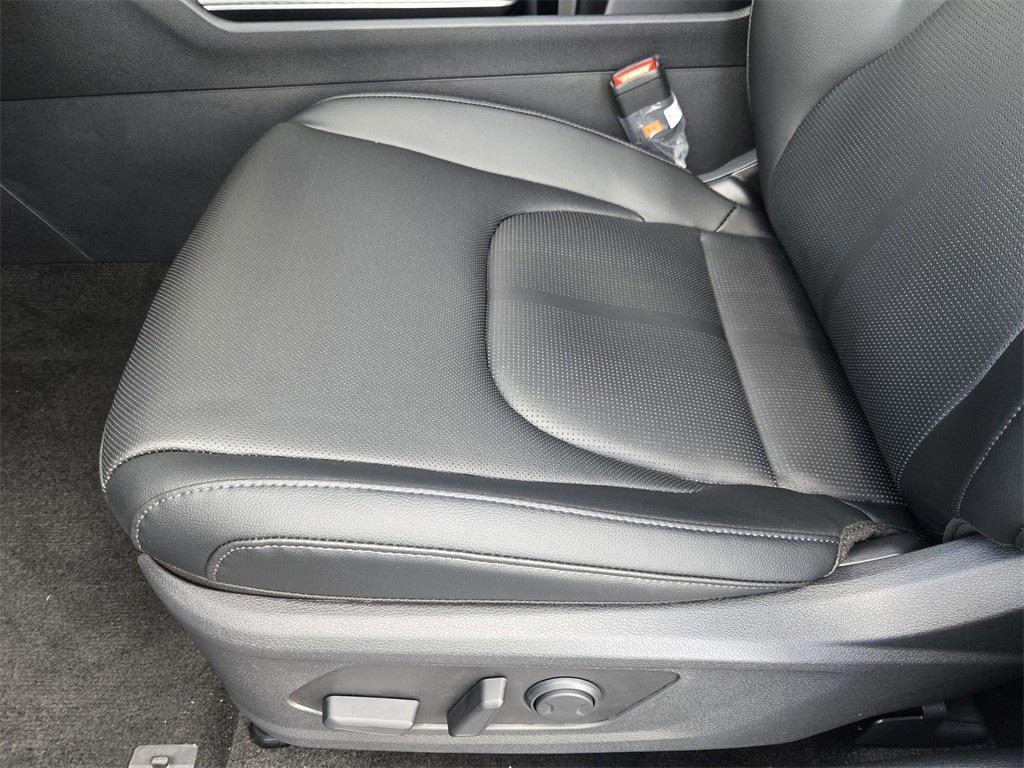 new 2026 Kia Sportage car, priced at $30,640