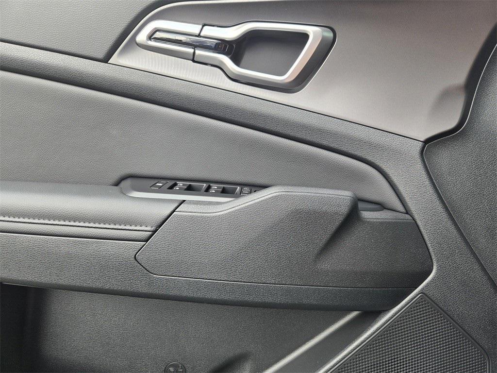 new 2026 Kia Sportage car, priced at $30,640