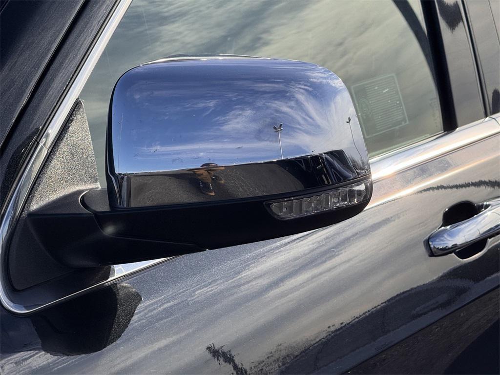 used 2016 Jeep Grand Cherokee car, priced at $13,232