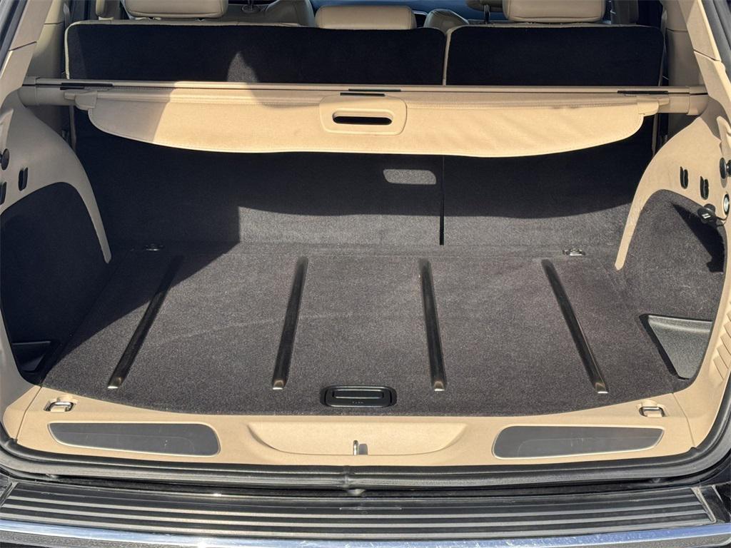 used 2016 Jeep Grand Cherokee car, priced at $13,232