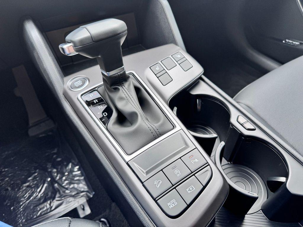 new 2026 Kia Sportage car, priced at $33,607