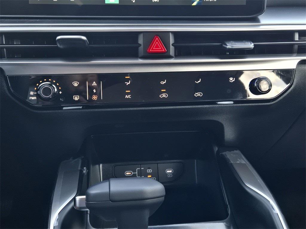 new 2026 Kia Sorento car, priced at $29,635