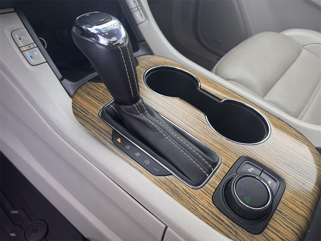 used 2019 GMC Acadia car, priced at $21,011