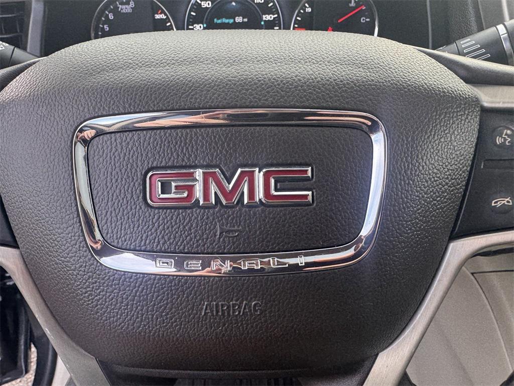 used 2019 GMC Acadia car, priced at $21,011