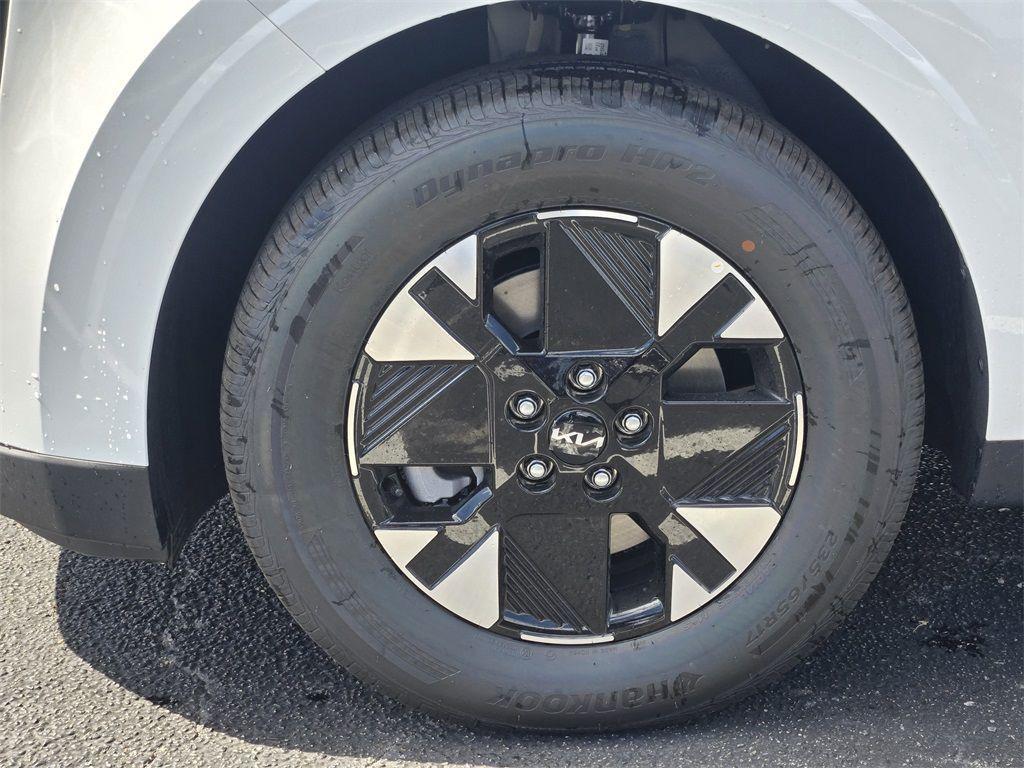 new 2026 Kia Carnival Hybrid car, priced at $40,900