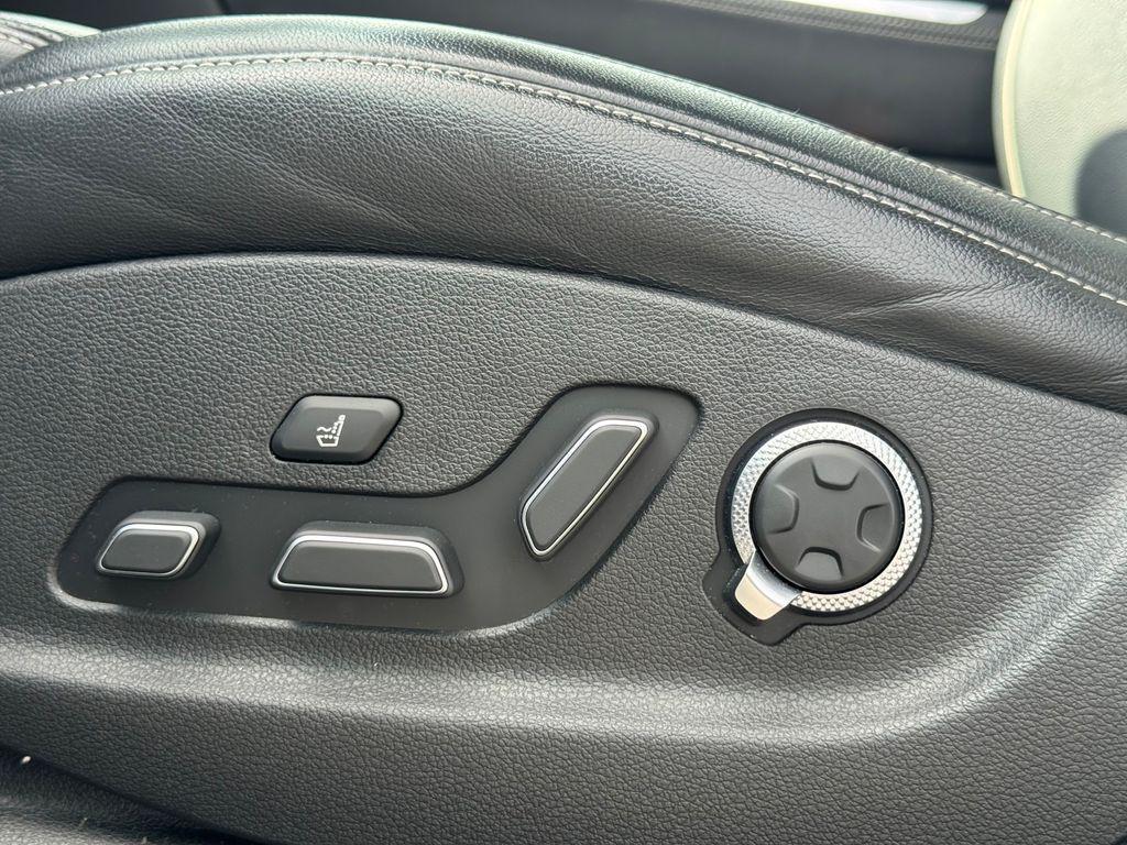 used 2021 Genesis GV80 car, priced at $29,993