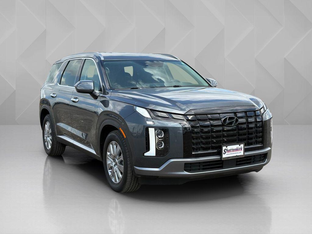 used 2025 Hyundai Palisade car, priced at $32,995