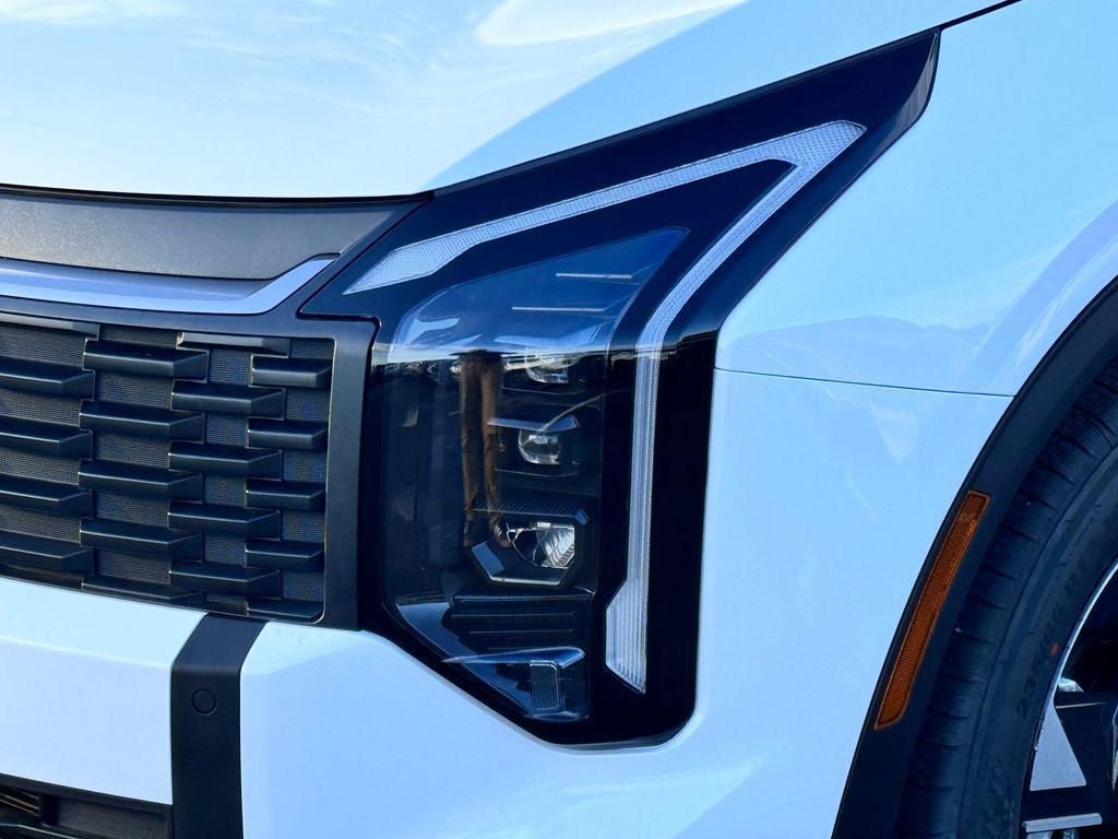 new 2026 Kia Sportage car, priced at $28,059