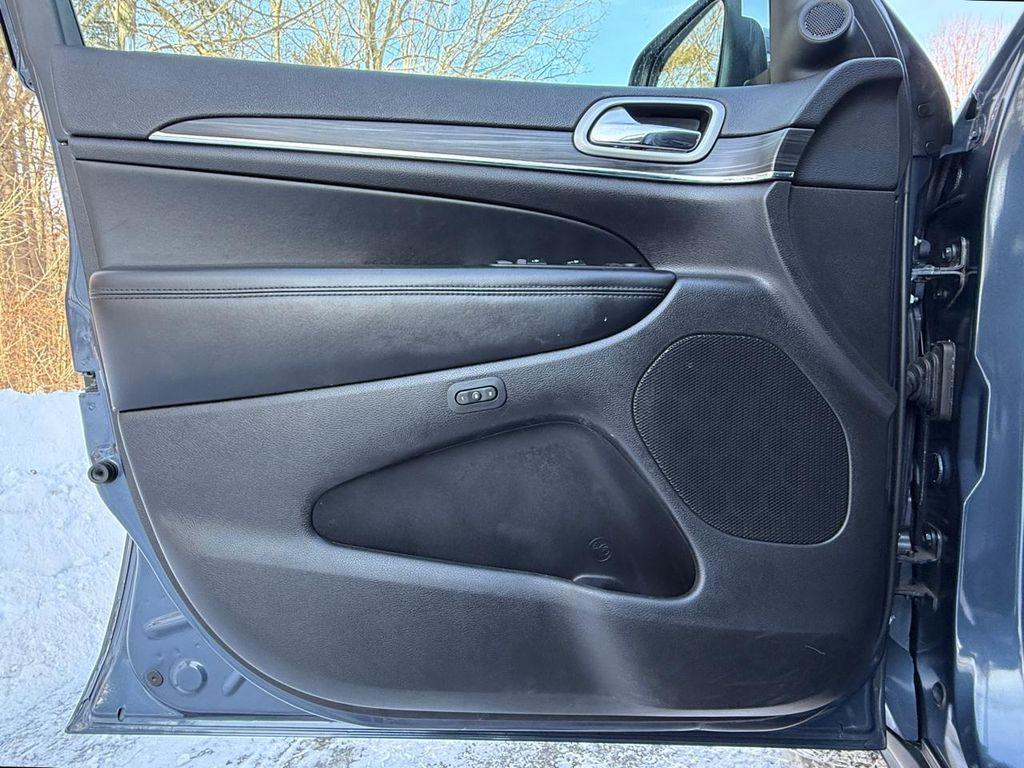 used 2020 Jeep Grand Cherokee car, priced at $21,900