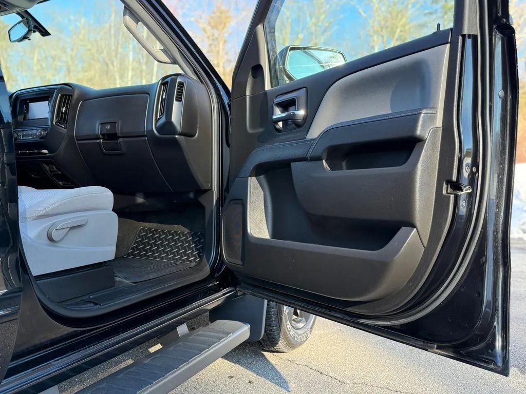 used 2015 GMC Sierra 1500 car, priced at $17,900