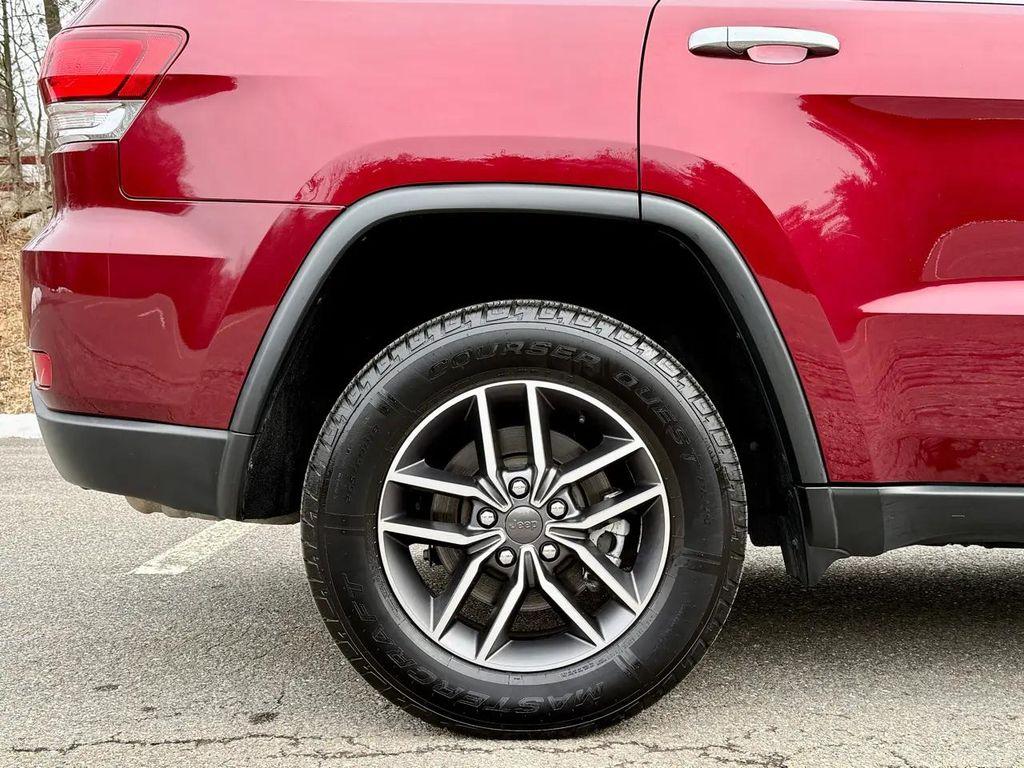 used 2021 Jeep Grand Cherokee car, priced at $22,900