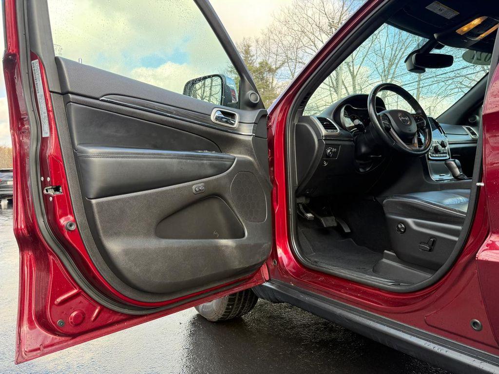 used 2021 Jeep Grand Cherokee car, priced at $22,900