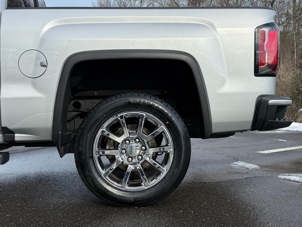 used 2018 GMC Sierra 1500 car, priced at $25,900