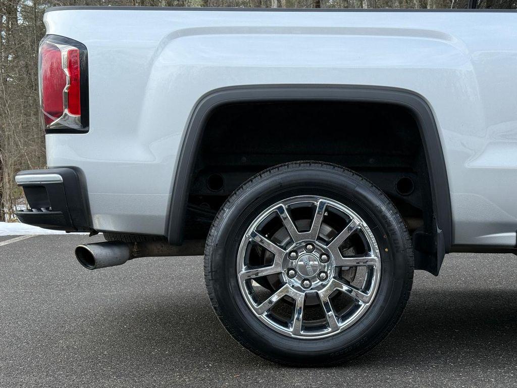 used 2018 GMC Sierra 1500 car, priced at $25,900
