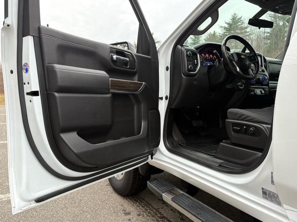 used 2023 Chevrolet Silverado 2500 car, priced at $42,900