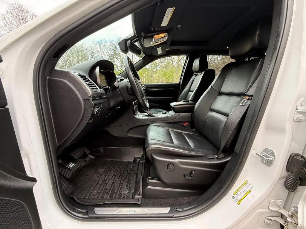 used 2019 Jeep Grand Cherokee car, priced at $22,900