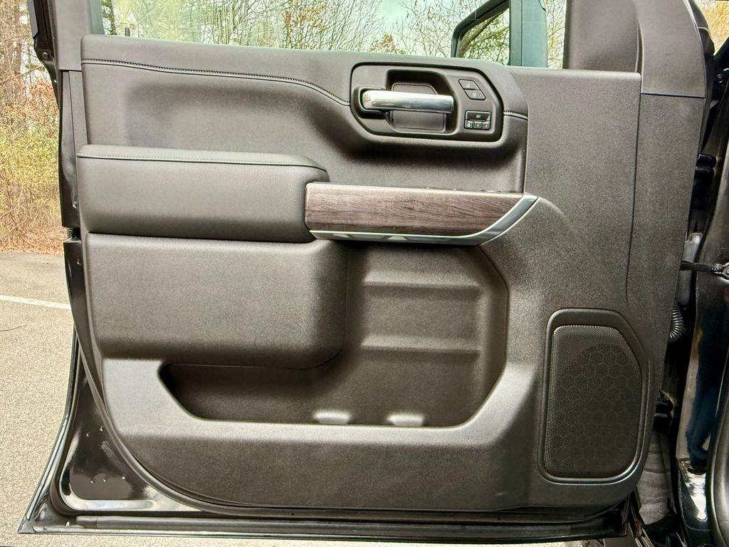 used 2022 Chevrolet Silverado 2500 car, priced at $59,900