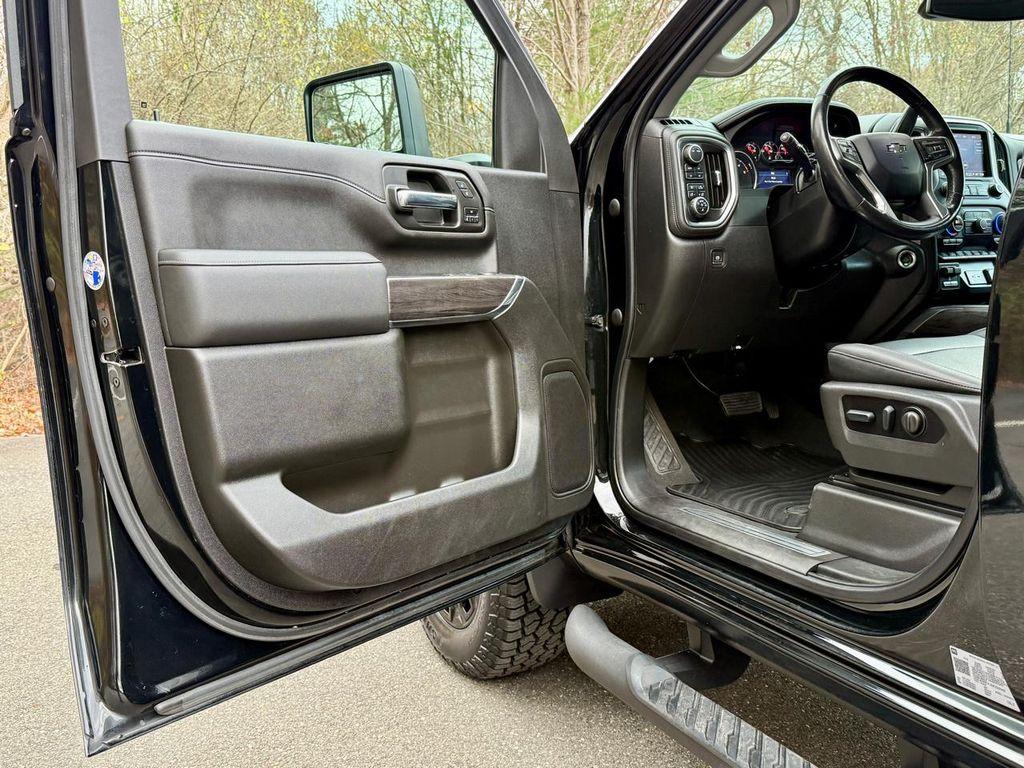 used 2022 Chevrolet Silverado 2500 car, priced at $59,900