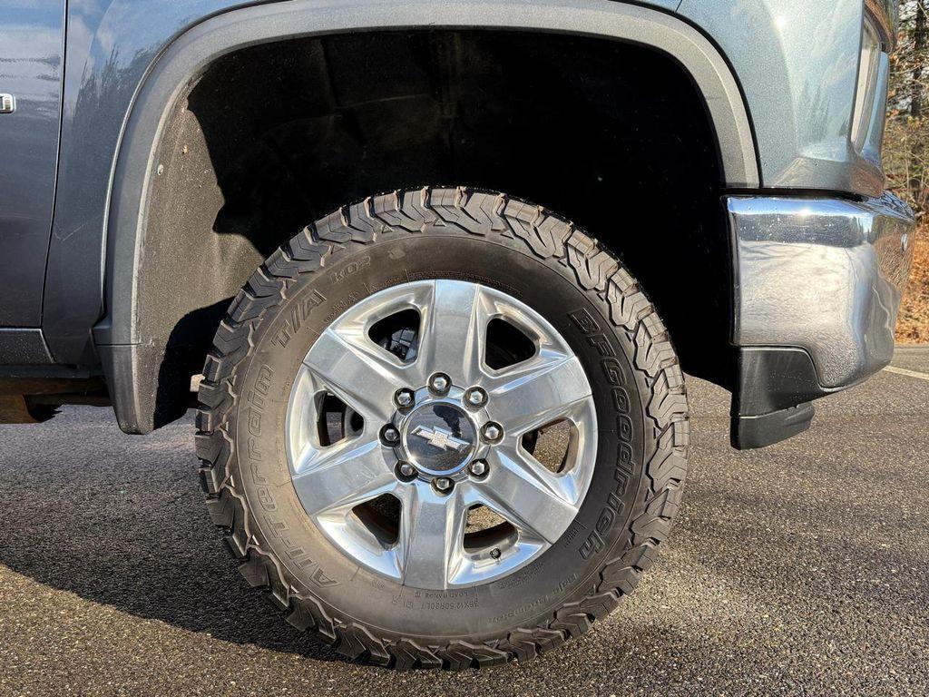 used 2020 Chevrolet Silverado 2500 car, priced at $38,900