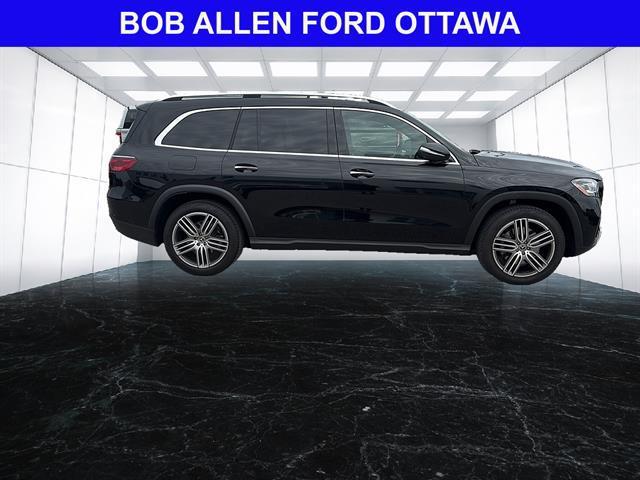 used 2025 Mercedes-Benz GLS 450 car