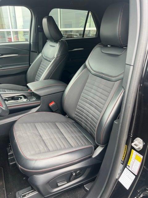used 2025 Ford Explorer car, priced at $39,450