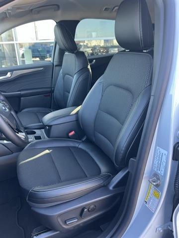 new 2026 Ford Escape PHEV car, priced at $35,524