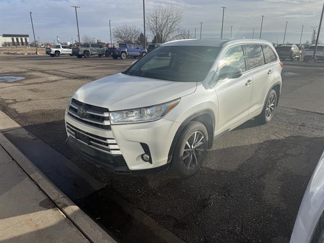 used 2017 Toyota Highlander car, priced at $26,599