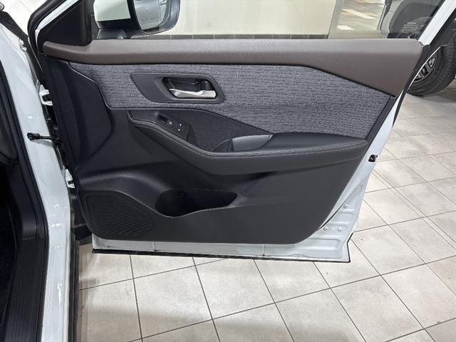 used 2023 Nissan Rogue car, priced at $26,999