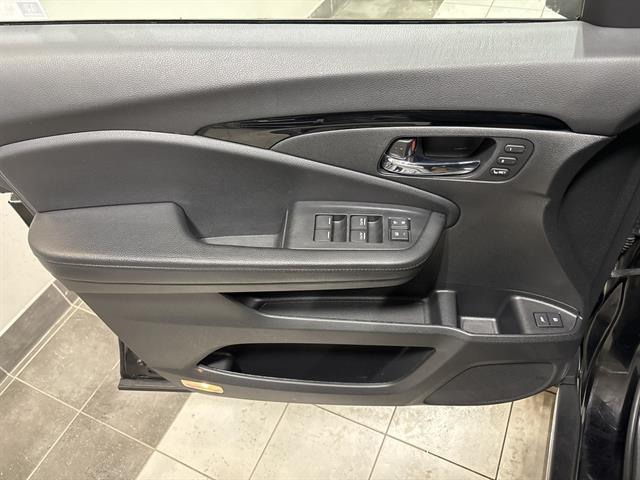 used 2019 Honda Pilot car, priced at $29,999