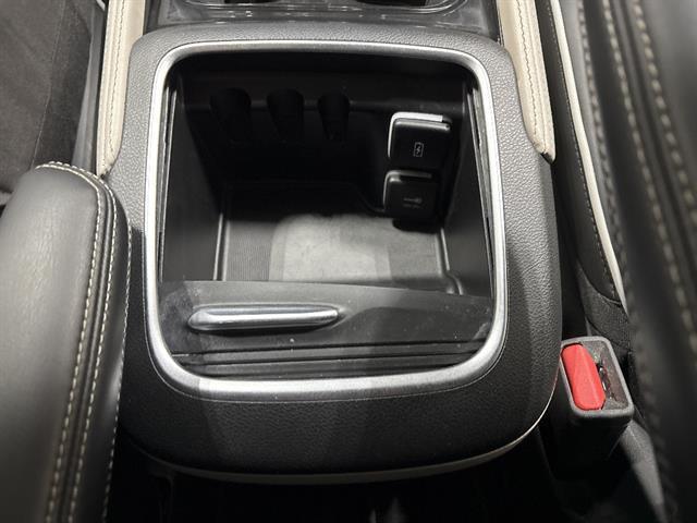 used 2022 Chrysler Pacifica car, priced at $33,499