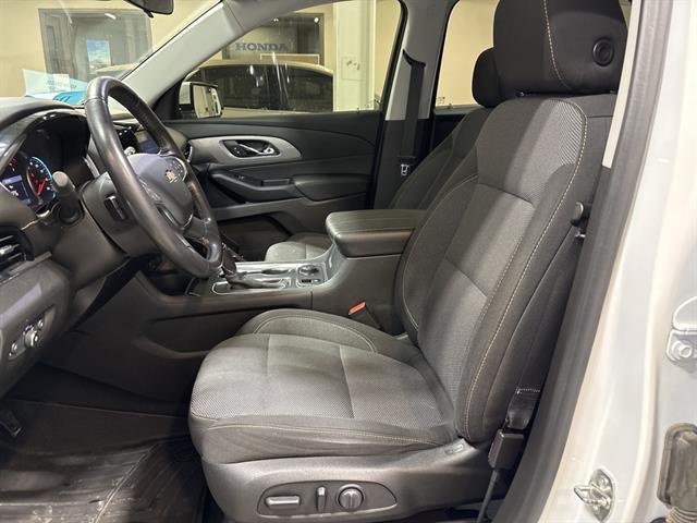 used 2020 Chevrolet Traverse car, priced at $24,495
