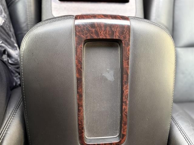 used 2009 GMC Yukon XL car, priced at $7,999