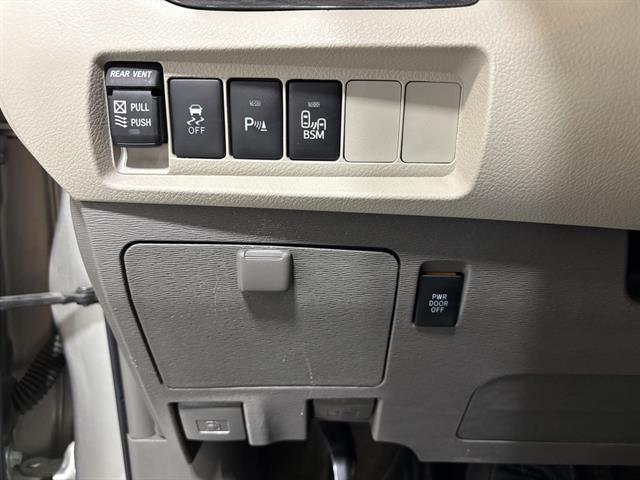 used 2017 Toyota Sienna car, priced at $23,999