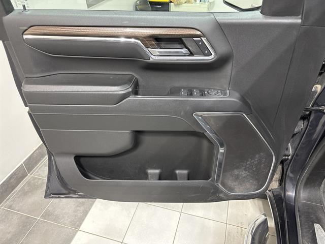 used 2024 Chevrolet Silverado 1500 car, priced at $38,595