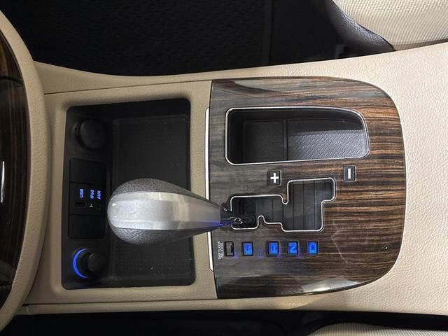 used 2012 Hyundai Santa Fe car, priced at $6,999