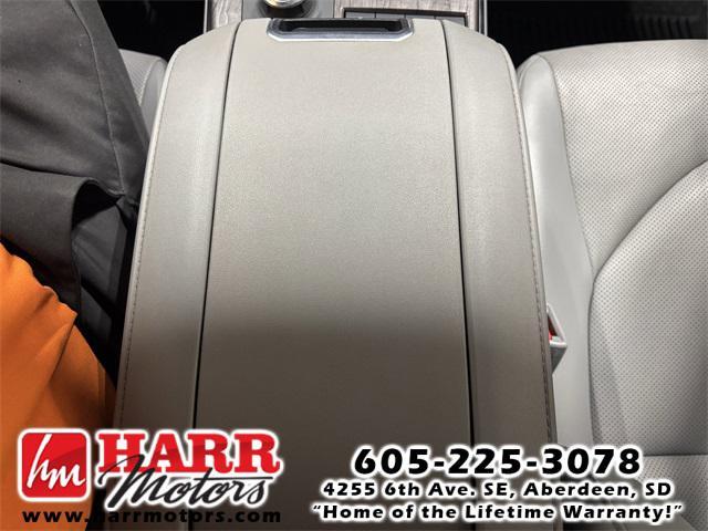 used 2022 Toyota Highlander car, priced at $34,998