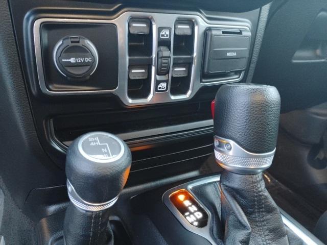 used 2022 Jeep Gladiator car, priced at $29,961