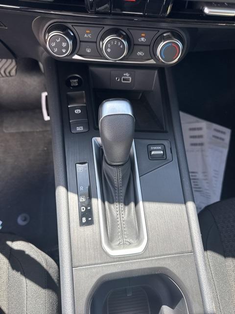 new 2025 Nissan Kicks car, priced at $24,650