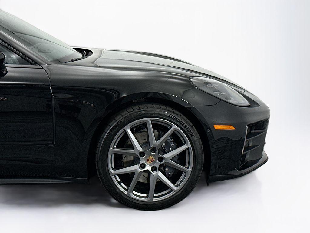 new 2026 Porsche Panamera car, priced at $136,500