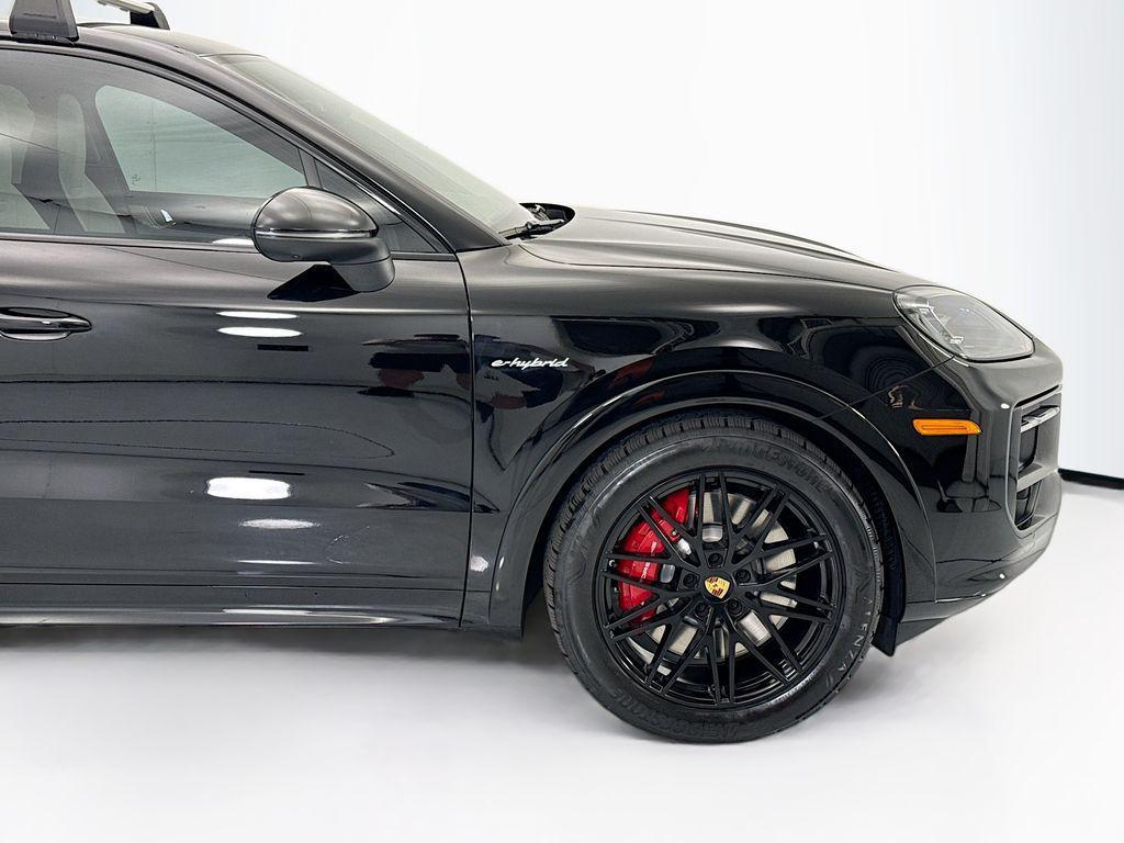used 2024 Porsche Cayenne car, priced at $112,900