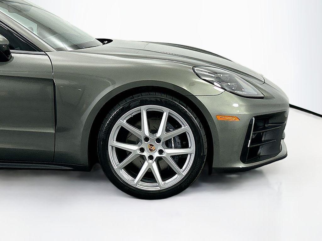 new 2026 Porsche Panamera car, priced at $135,882