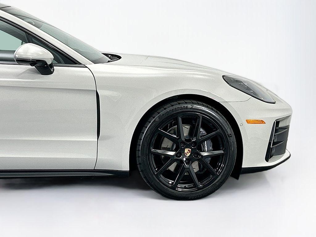 new 2026 Porsche Panamera car, priced at $139,250
