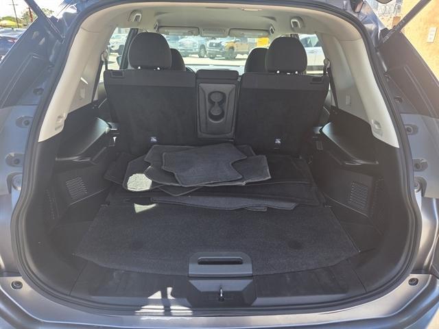 used 2016 Nissan Rogue car, priced at $10,950