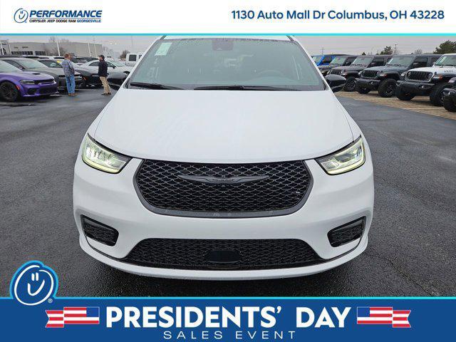 new 2026 Chrysler Pacifica car, priced at $42,205