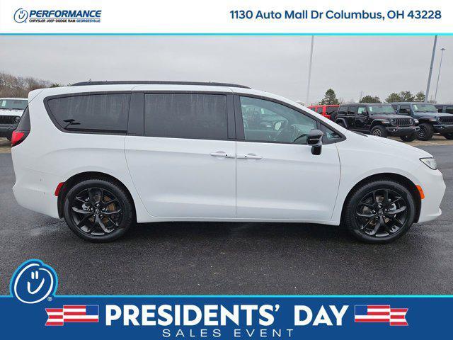 new 2026 Chrysler Pacifica car, priced at $42,205